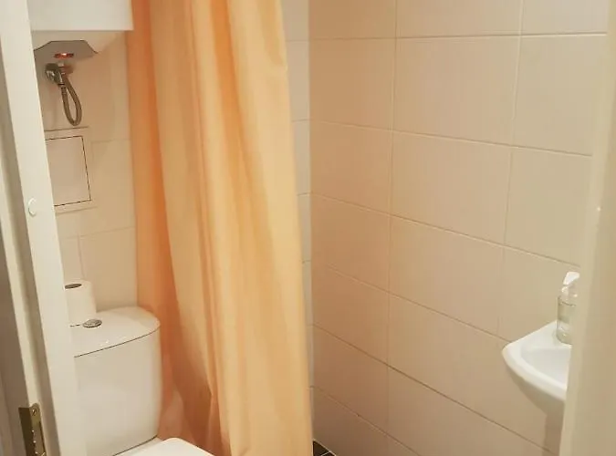 On Tehnika 19 * 塔林